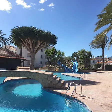 Estudio Torre-piscina *